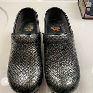 Dansko XP Size 38
